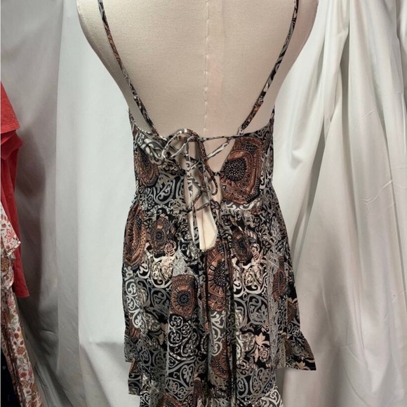 ILLA ILLA Black and Brown Boho Patterned Romper NWT - Picture 5 of 6